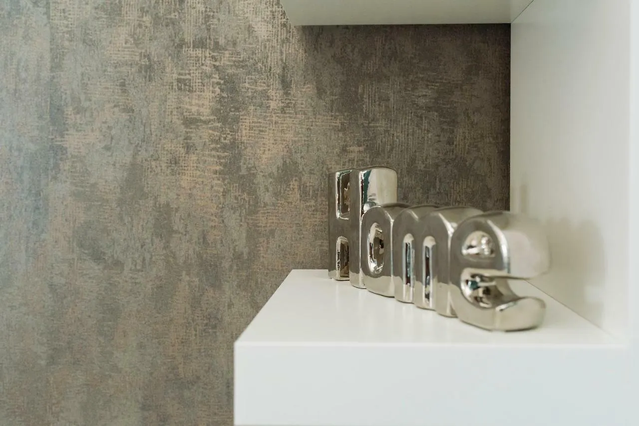 Luxury Flat 9 Near Metro Apartment Bucharest